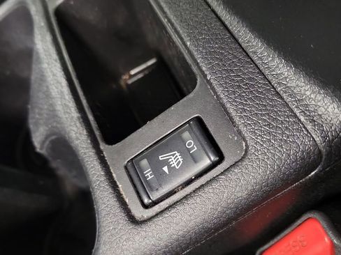 Used 2019 Nissan Rogue Sport SV w/ All-Weather Package image 17