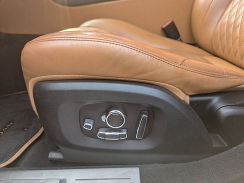 Used 2017 Jaguar XJ L Supercharged image 13