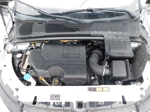 Used 2018 Land Rover Range Rover Evoque SE image 18