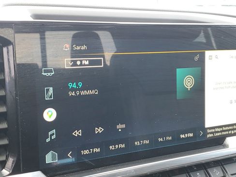 Used 2022 Chevrolet Silverado 1500 High Country w/ Technology Package image 16