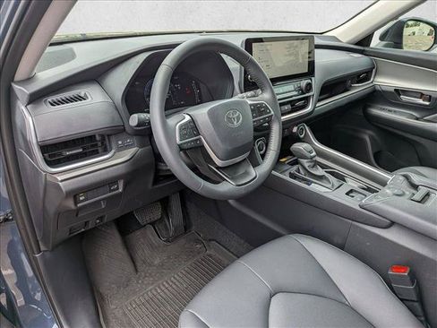 Certified 2026 Toyota Grand Highlander AWD image 9