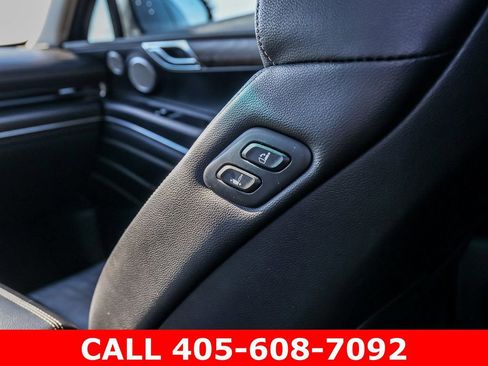 Used 2023 Genesis GV80 2.5T w/ Advanced Package AWD/4WD image 25
