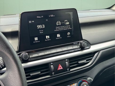 Used 2019 Kia Forte LXS FWD image 23