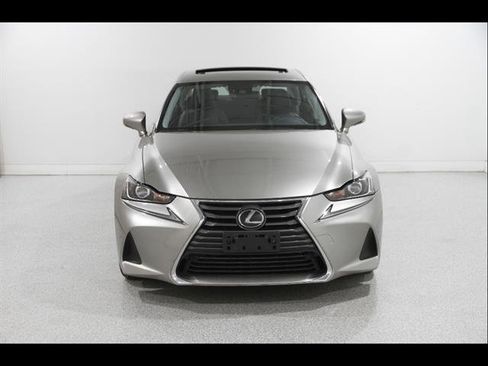 Used 2018 Lexus IS 300 AWD w/ Comfort Package image 2