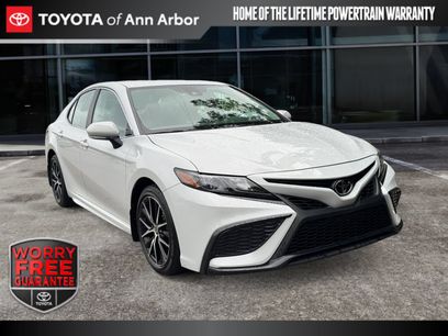Used 2024 Toyota Camry SE w/ Convenience Package