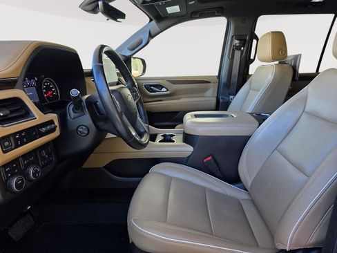 Used 2021 Chevrolet Tahoe Premier w/ Premium Package image 10