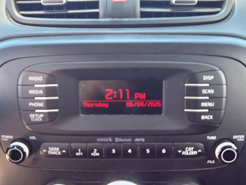 Used 2016 Kia Soul FWD image 30