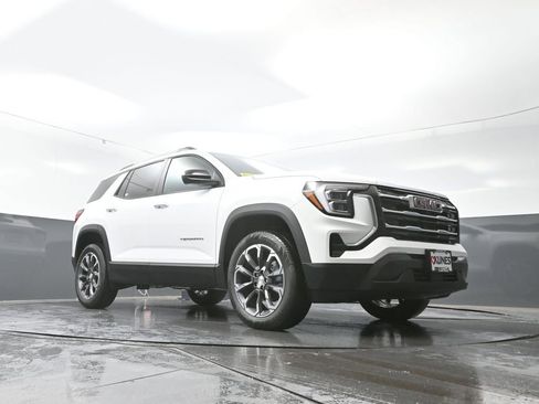 New 2026 GMC Terrain Elevation w/ Elevation Premium Package image 45