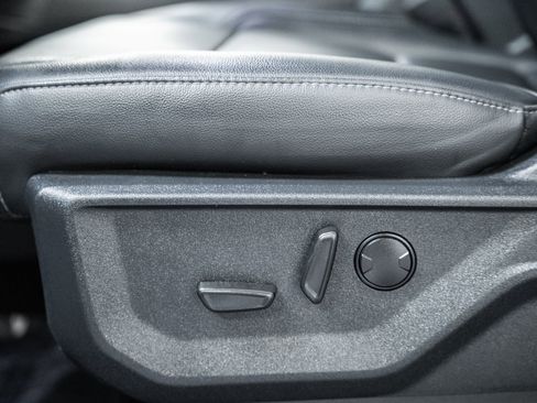 Certified 2025 Ford F150 Lariat image 45