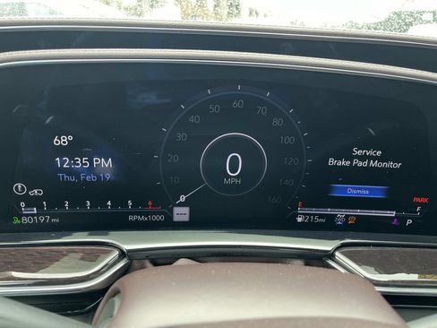 Used 2022 Cadillac Escalade Premium Luxury Platinum image 39