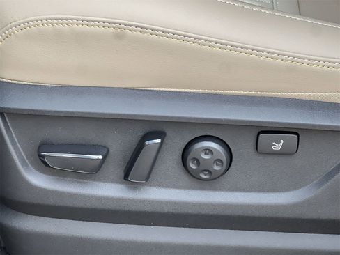 New 2025 Nissan Armada Platinum Reserve image 22