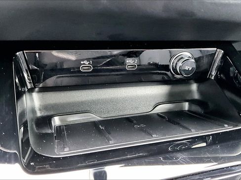 Used 2025 Audi A5 2.0T Premium w/ Convenience Package image 16