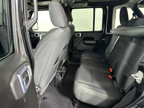 Used 2021 Jeep Wrangler Unlimited Sport image 25