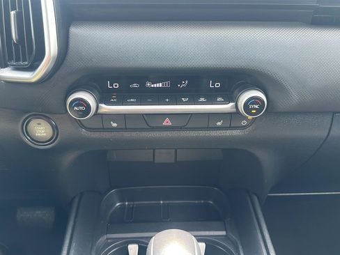 Used 2025 MAZDA CX-50 AWD 2.5 S w/ Preferred Package image 32