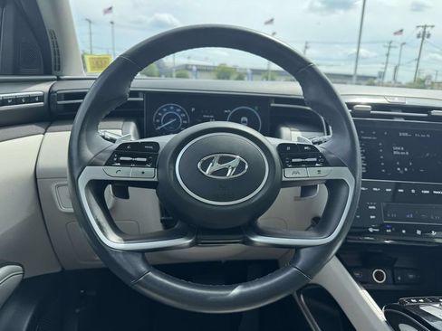 Used 2023 Hyundai Tucson Limited AWD/4WD image 13