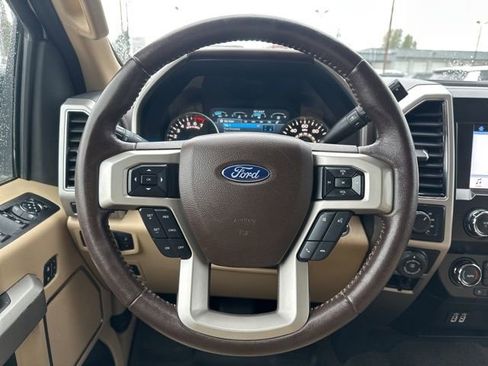Used 2019 Ford F150 Lariat image 17