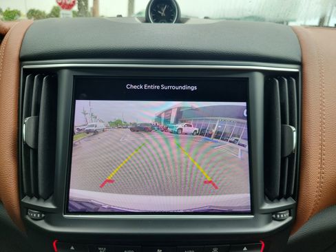 Used 2022 Maserati Levante GT image 29