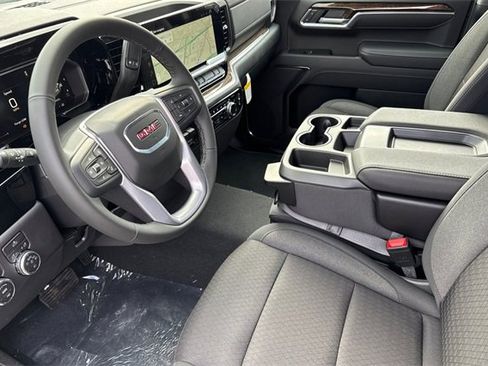 New 2026 GMC Sierra 1500 Elevation image 10