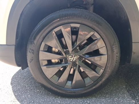 Used 2022 Volkswagen Taos S FWD image 10