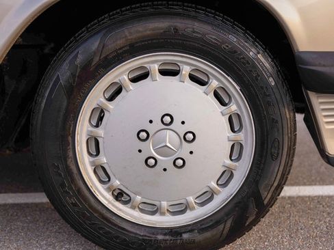 Used 1987 Mercedes-Benz 560 SL image 52