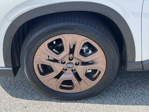 Used 2025 Subaru Ascent Bronze Edition w/ Popular Package #2 image 11