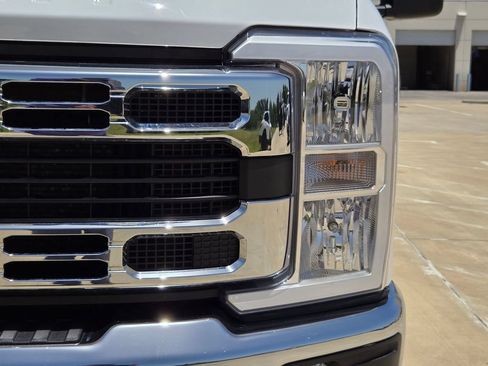 Used 2026 Ford F350 XLT AWD/4WD image 31