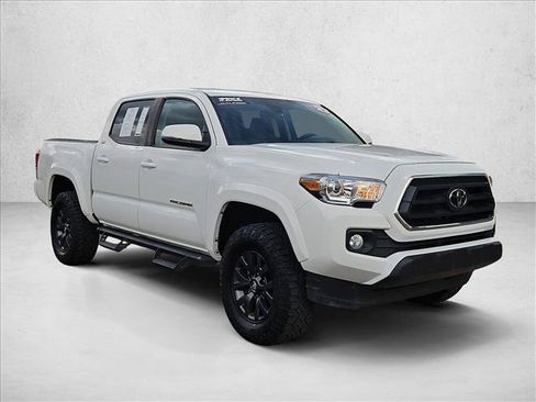 Used 2023 Toyota Tacoma SR5 AWD/4WD image 3