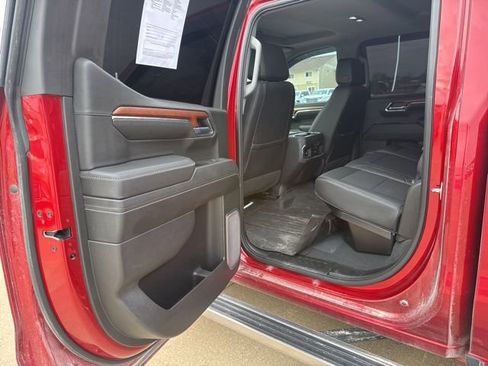 Used 2023 GMC Sierra 1500 Denali w/ Technology Package image 17