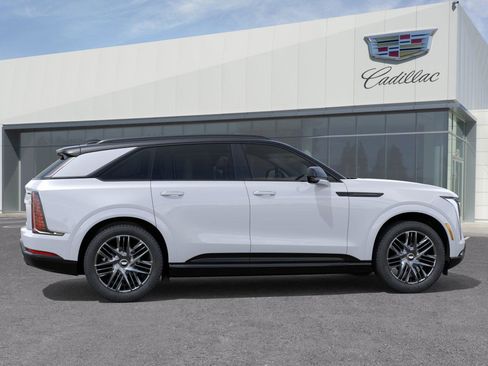 New 2026 Cadillac Escalade IQ Sport 1 w/ LPO, ONYX Package image 6