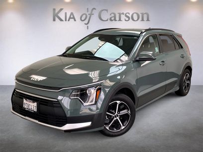 Certified 2025 Kia Niro EX