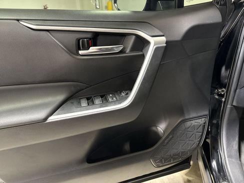 Used 2024 Toyota RAV4 AWD Hybrid image 20