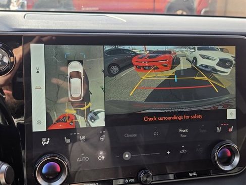 Used 2023 Lexus RX 350 Premium image 9