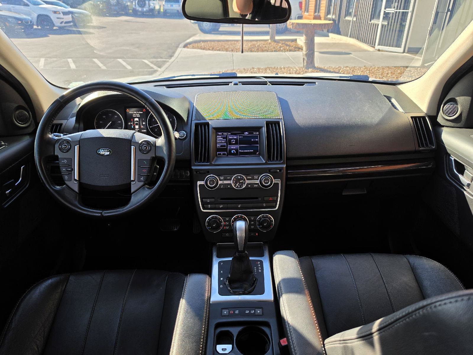 Used 2013 Land Rover LR2 HSE AWD/4WD image 13