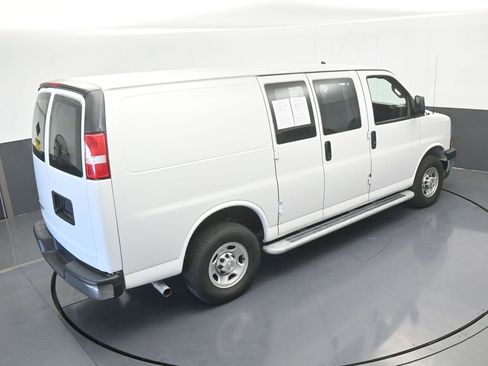 Used 2024 Chevrolet Express 2500 w/ Driver Convenience Package image 43
