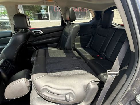Used 2014 Nissan Pathfinder Platinum w/ Platinum Premium Package AWD/4WD image 11