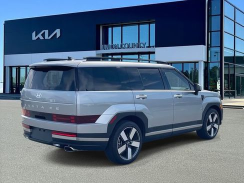 Used 2024 Hyundai Santa Fe Limited image 5