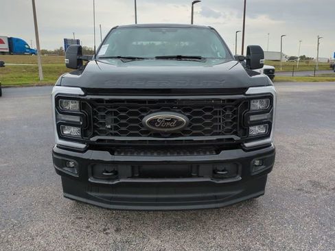 New 2026 Ford F250 Lariat w/ Black Appearance Package AWD/4WD image 3