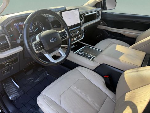 Used 2024 Ford Expedition Max Limited image 9