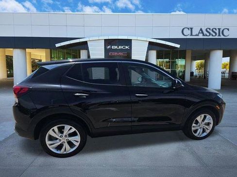 Used 2025 Buick Encore GX Preferred FWD image 9