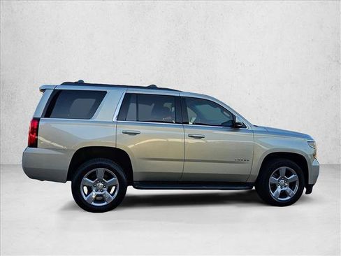 Used 2017 Chevrolet Tahoe LS RWD image 4