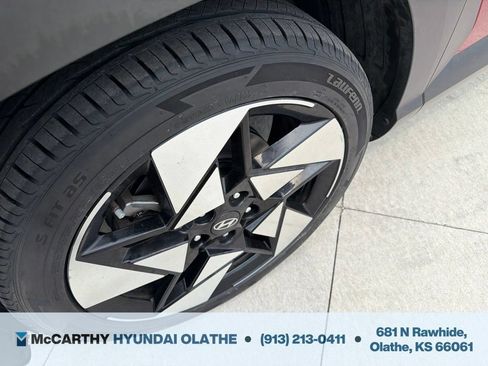 Certified 2024 Hyundai Kona Limited FWD image 20