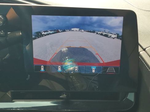 Used 2025 Chevrolet Corvette Z06 RWD image 17