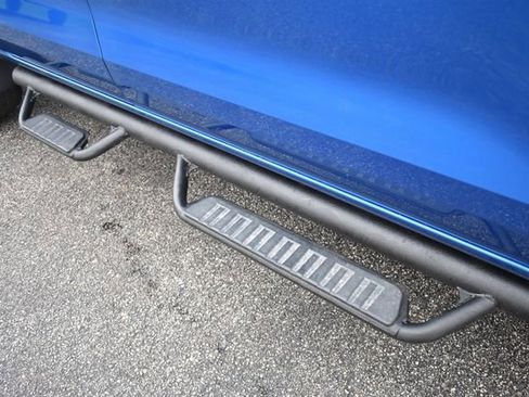 Used 2023 Chevrolet Colorado LT w/ LT Convenience Package II image 13