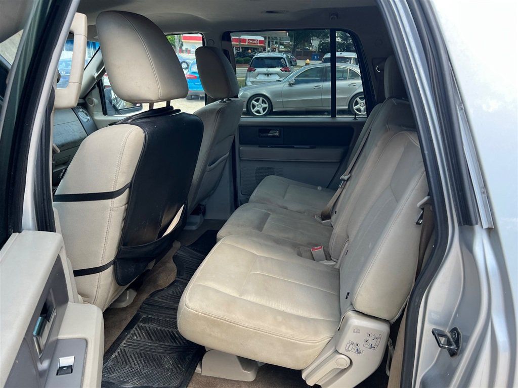 Used 2010 Ford Expedition EL XLT RWD image 17