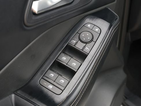 Used 2024 Nissan Rogue SV FWD image 26