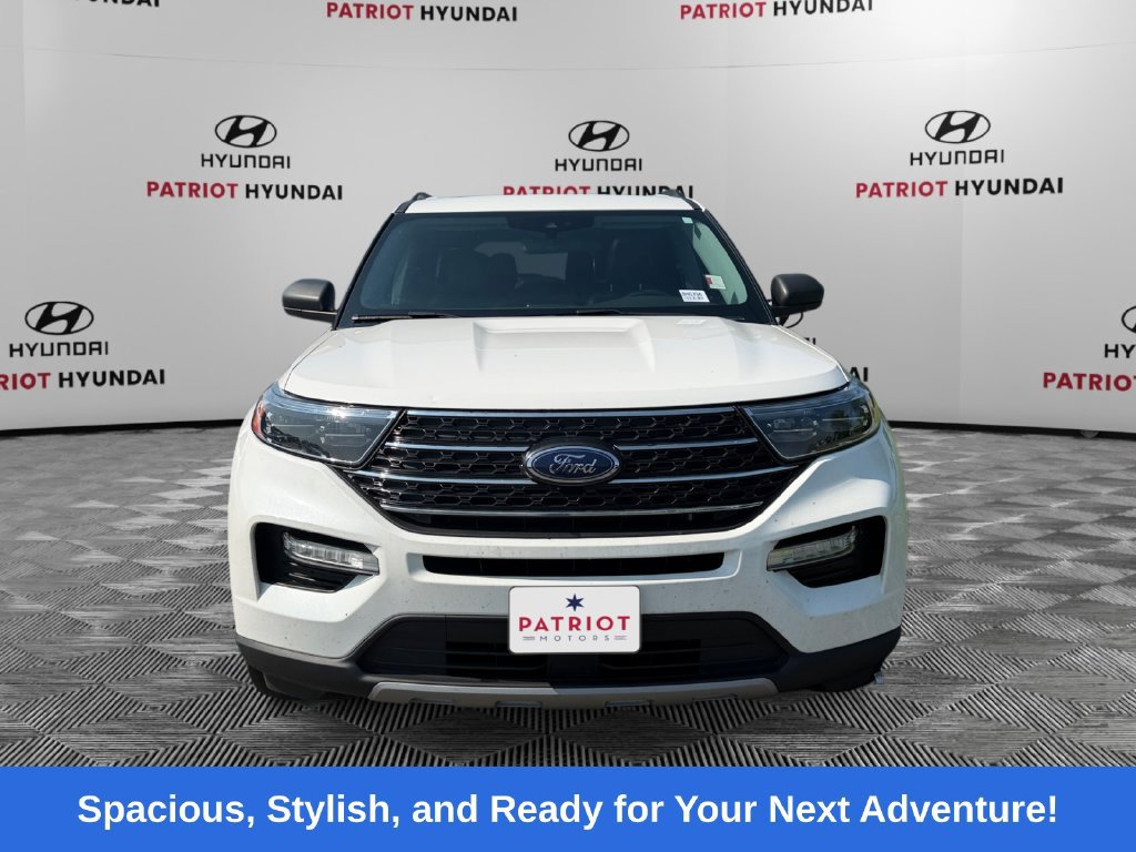 Used 2022 Ford Explorer XLT w/ Equipment Group 202A AWD/4WD image 8