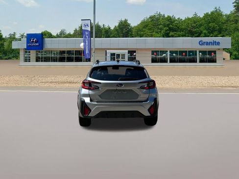 Used 2024 Subaru Crosstrek 2.0i Premium AWD/4WD image 9