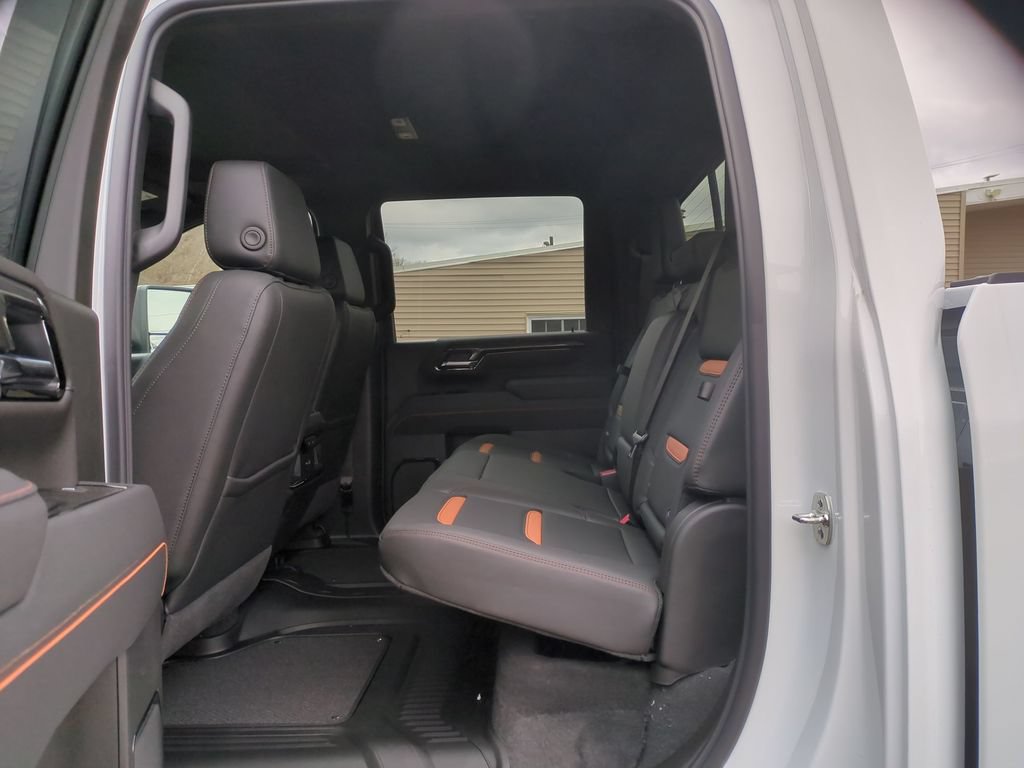 New 2026 GMC Sierra 2500 AT4 w/ AT4 Premium Plus Package AWD/4WD image 16