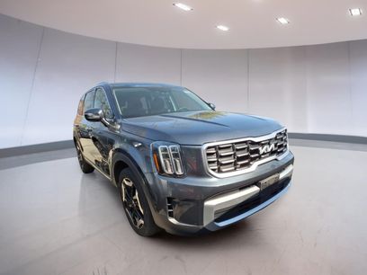 Used 2023 Kia Telluride S