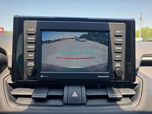 Used 2020 Toyota RAV4 XLE FWD image 30